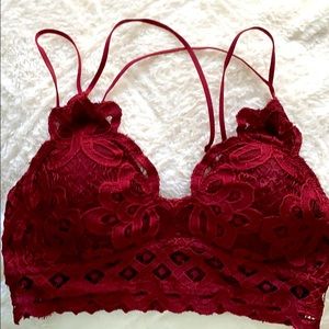 STUNNING Deep Red Super Sexy Let-It-Show Brallette